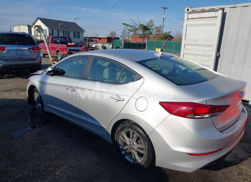 Photo 3 of 2017 Hyundai Elantra SE (VIN 5NPD84LFXHH116290)