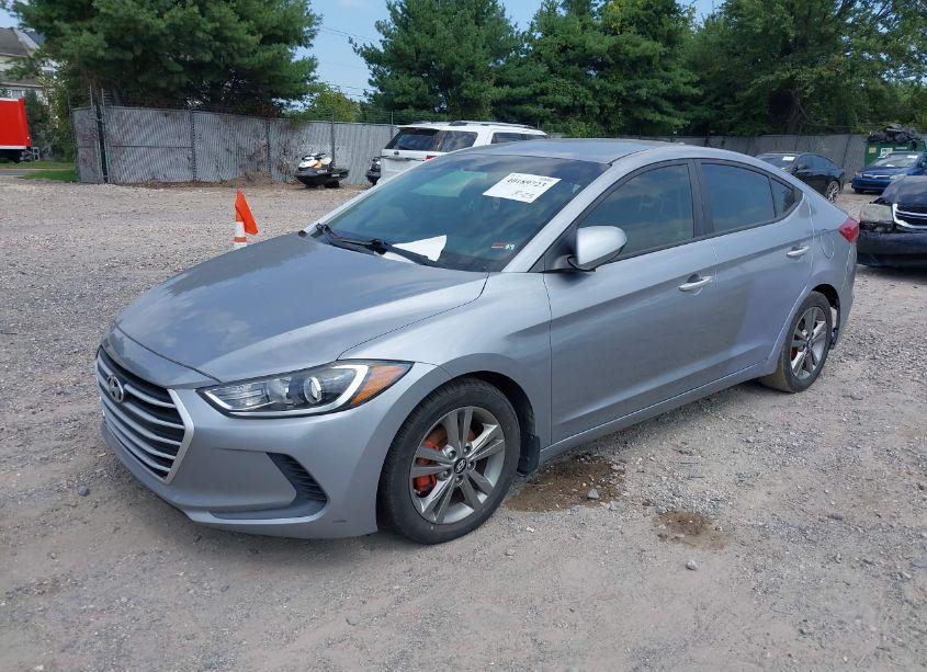 Photo 2 of 2017 Hyundai Elantra SE (VIN 5NPD84LFXHH122266)