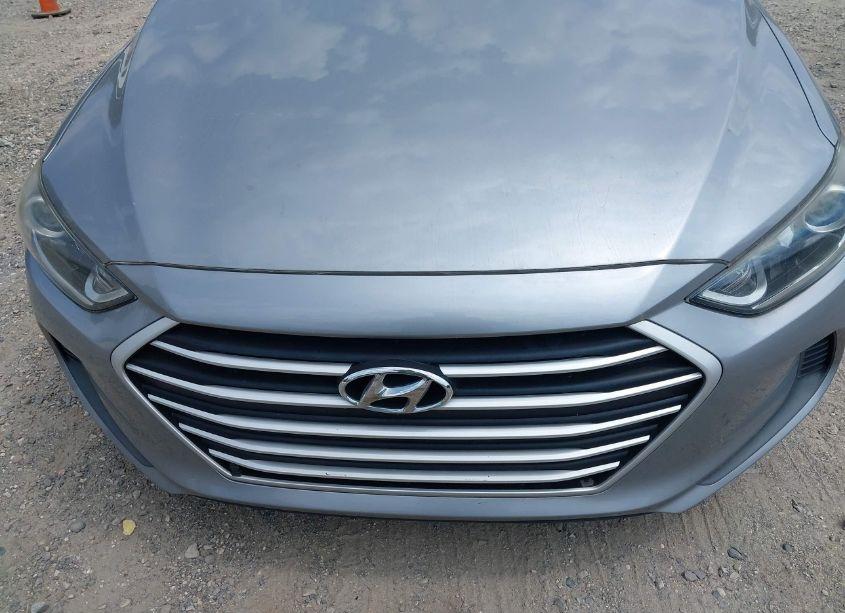 Photo 6 of 2017 Hyundai Elantra SE (VIN 5NPD84LFXHH122266)