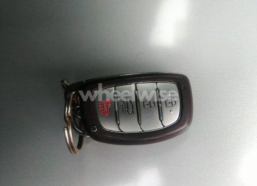 Photo 11 of 2017 Hyundai Elantra LIMITED (VIN 5NPD84LFXHH154697)