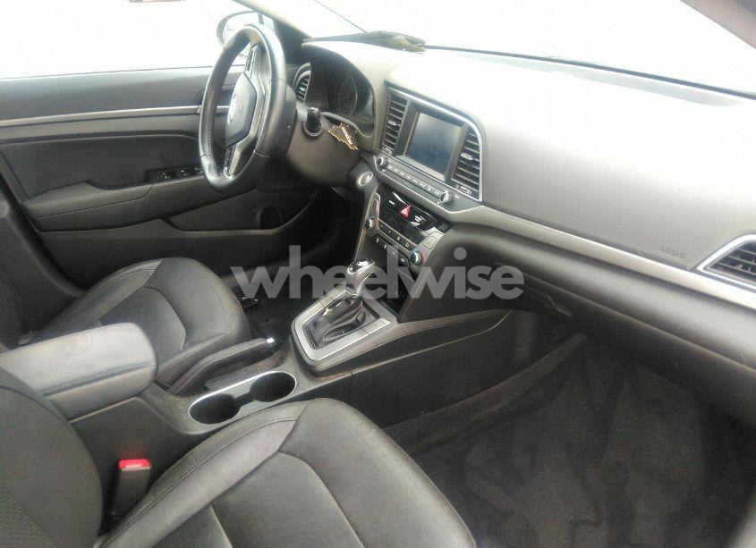 Photo 5 of 2017 Hyundai Elantra LIMITED (VIN 5NPD84LFXHH154697)