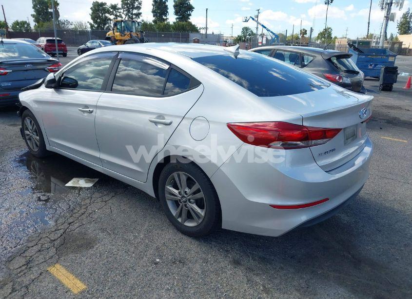 Photo 3 of 2017 Hyundai Elantra SE (VIN 5NPD84LFXHH156272)