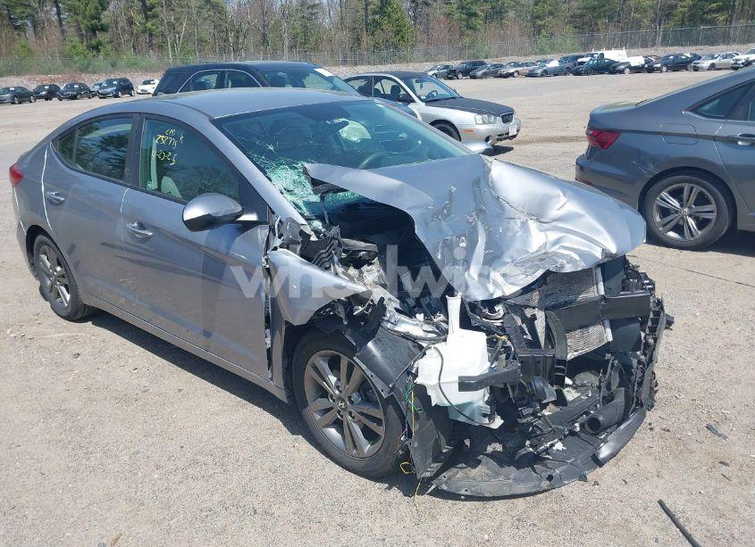 2017 Hyundai Elantra SE (VIN 5NPD84LFXHH159480) main photo