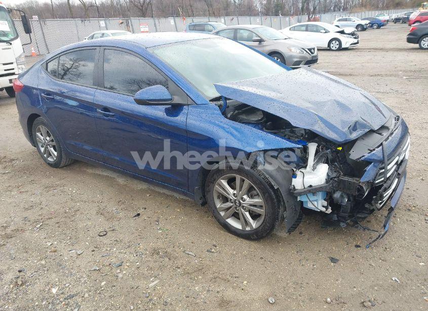 2017 Hyundai Elantra SE (VIN 5NPD84LFXHH166705) main photo