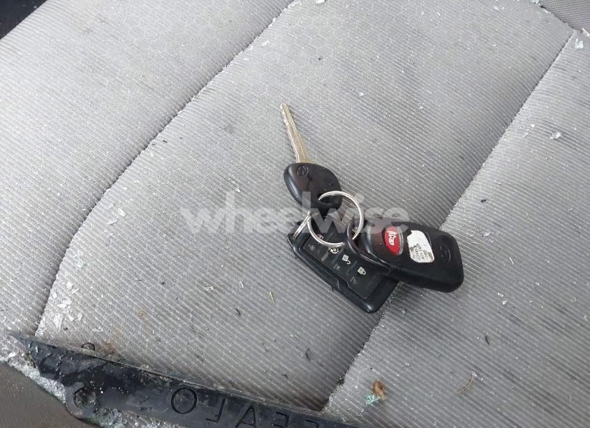 Photo 11 of 2017 Hyundai Elantra SE (VIN 5NPD84LFXHH172309)