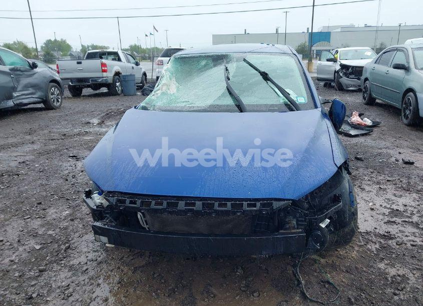 Photo 12 of 2017 Hyundai Elantra SE (VIN 5NPD84LFXHH172309)