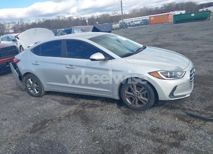 Photo 13 of 2017 Hyundai Elantra SE (VIN 5NPD84LFXHH174996)