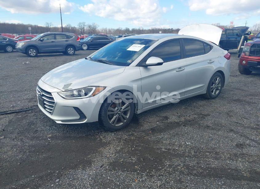 Photo 2 of 2017 Hyundai Elantra SE (VIN 5NPD84LFXHH174996)