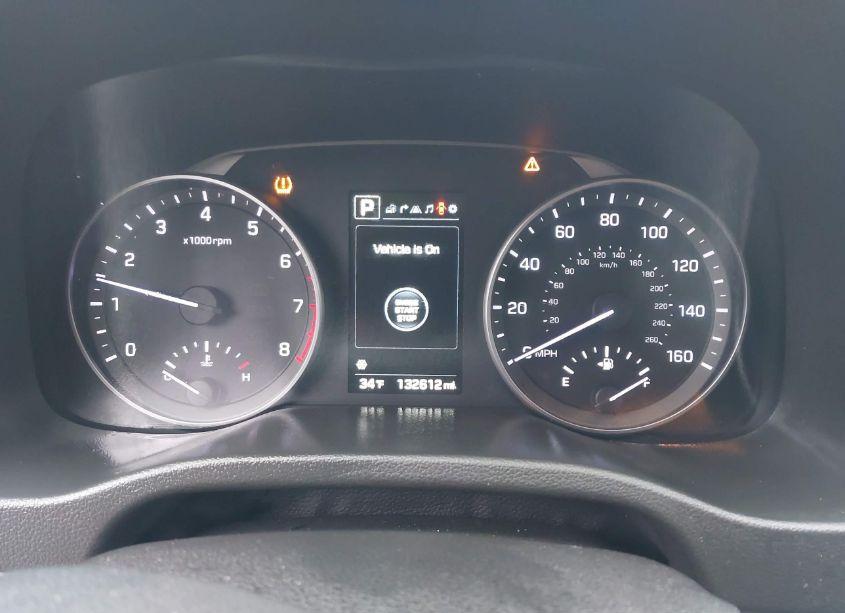 Photo 7 of 2017 Hyundai Elantra LIMITED (VIN 5NPD84LFXHH177929)