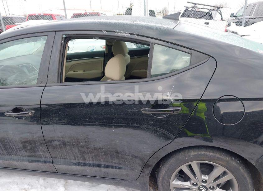 Photo 6 of 2017 Hyundai Elantra SE (VIN 5NPD84LFXHH186470)