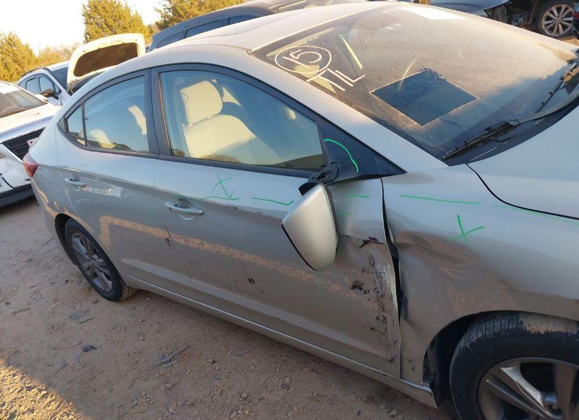 Photo 13 of 2017 Hyundai Elantra VALUE EDITION (VIN 5NPD84LFXHH187327)