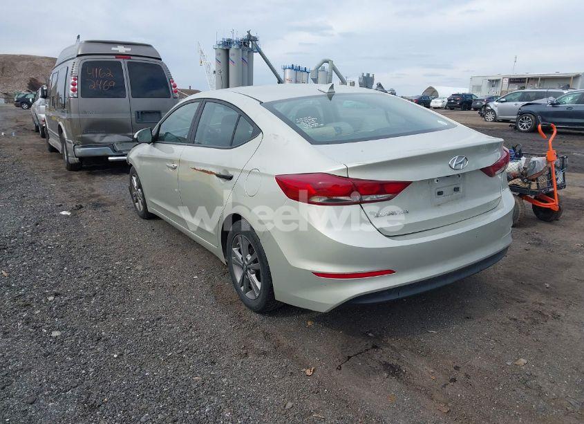 Photo 3 of 2017 Hyundai Elantra SE (VIN 5NPD84LFXHH204191)