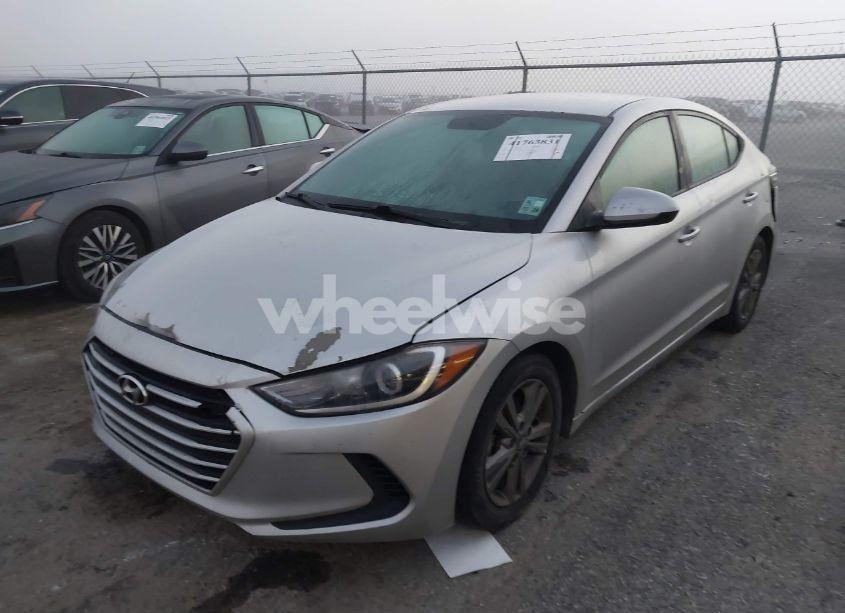 Photo 2 of 2017 Hyundai Elantra SE (VIN 5NPD84LFXHH206118)