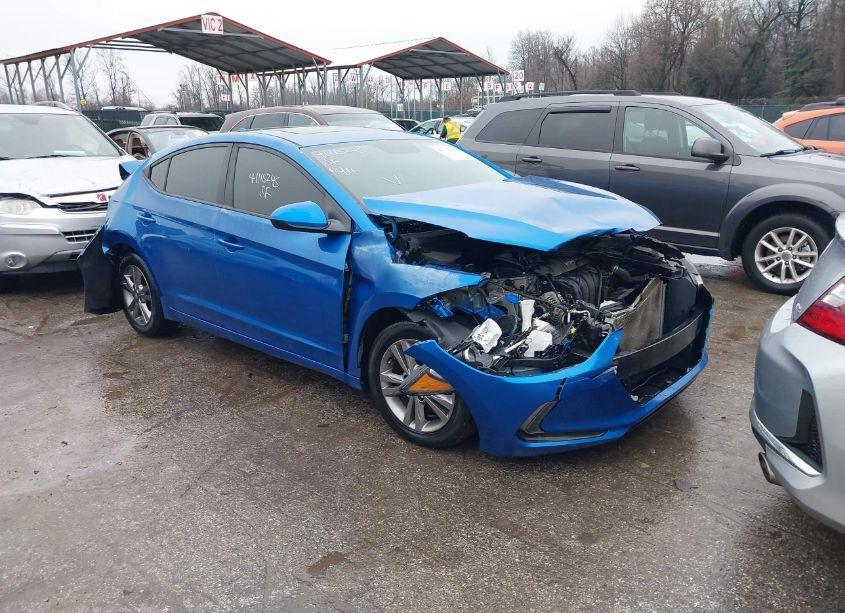 2017 Hyundai Elantra VALUE EDITION (VIN 5NPD84LFXHH207303) main photo