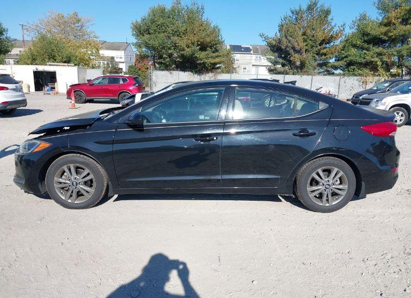 Photo 14 of 2018 Hyundai Elantra SEL (VIN 5NPD84LFXJH239478)