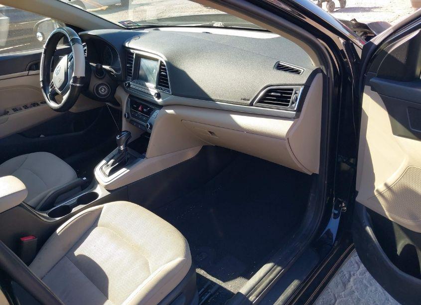 Photo 5 of 2018 Hyundai Elantra SEL (VIN 5NPD84LFXJH239478)