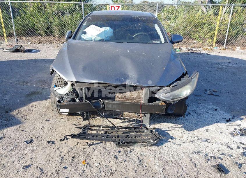 Photo 6 of 2018 Hyundai Elantra SEL (VIN 5NPD84LFXJH239903)