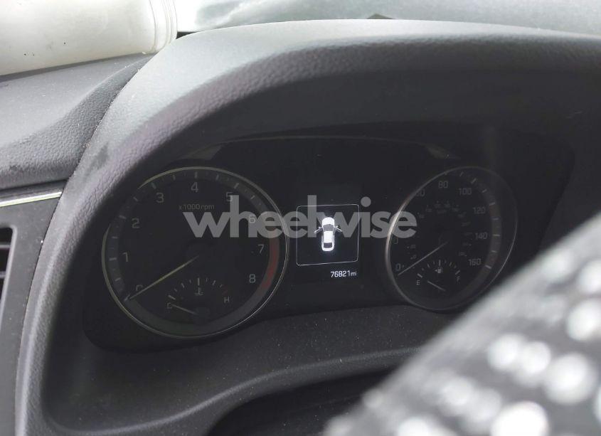 Photo 7 of 2018 Hyundai Elantra SEL (VIN 5NPD84LFXJH240744)