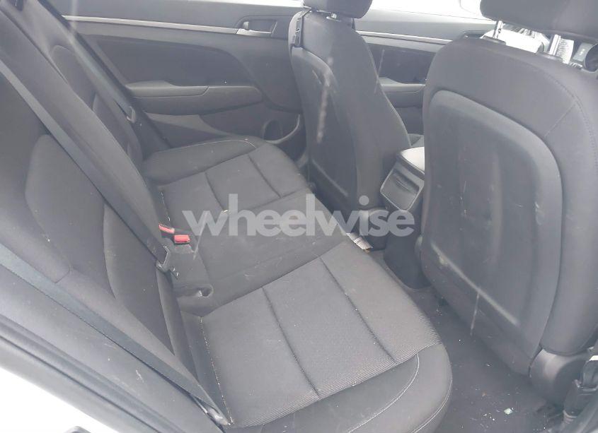 Photo 8 of 2018 Hyundai Elantra SEL (VIN 5NPD84LFXJH240744)