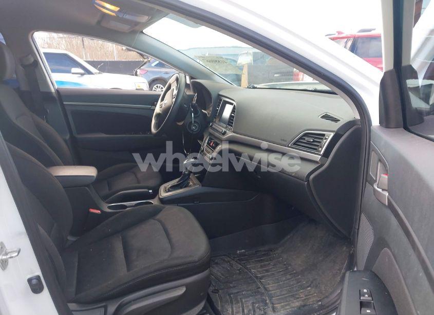 Photo 5 of 2018 Hyundai Elantra SEL (VIN 5NPD84LFXJH245586)