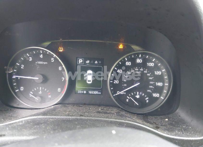 Photo 7 of 2018 Hyundai Elantra SEL (VIN 5NPD84LFXJH251002)