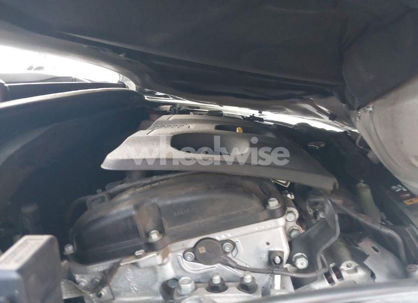 Photo 10 of 2018 Hyundai Elantra SEL (VIN 5NPD84LFXJH260069)