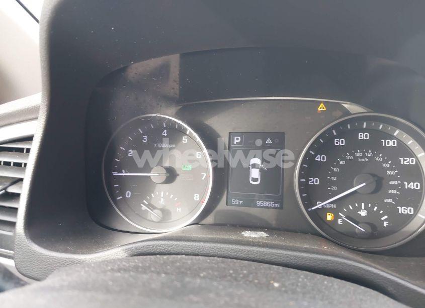 Photo 7 of 2018 Hyundai Elantra SEL (VIN 5NPD84LFXJH260069)