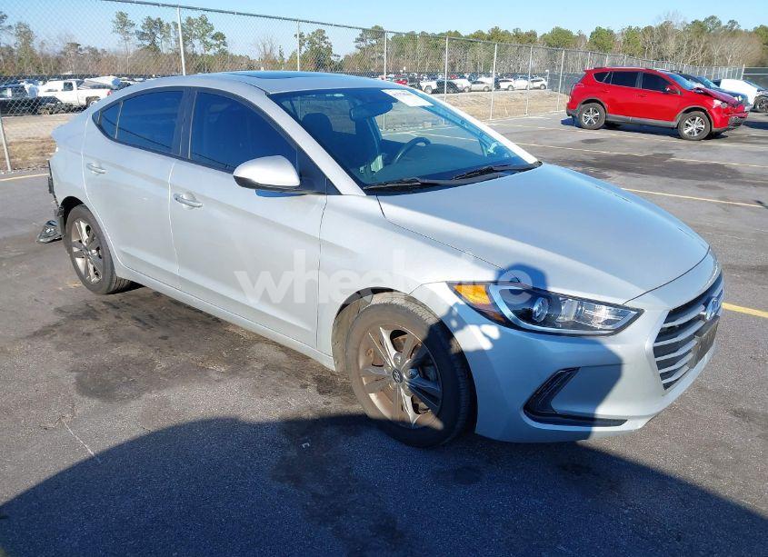 2018 Hyundai Elantra VALUE EDITION (VIN 5NPD84LFXJH268236) main photo
