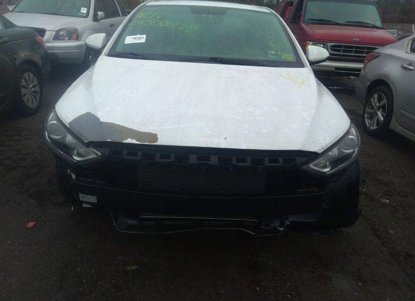 Photo 6 of 2018 Hyundai Elantra VALUE EDITION (VIN 5NPD84LFXJH269936)