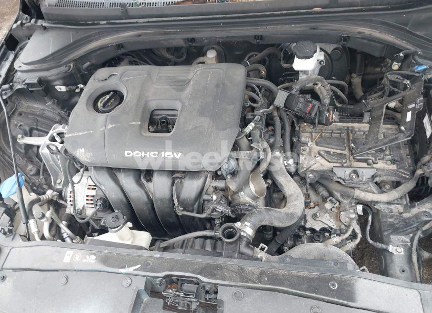 Photo 10 of 2018 Hyundai Elantra SEL (VIN 5NPD84LFXJH282864)