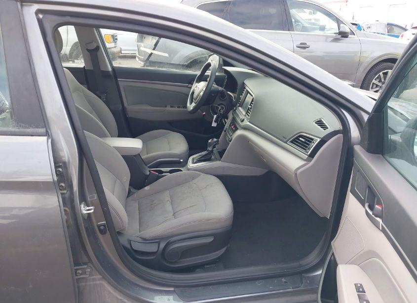 Photo 5 of 2018 Hyundai Elantra SEL (VIN 5NPD84LFXJH288454)