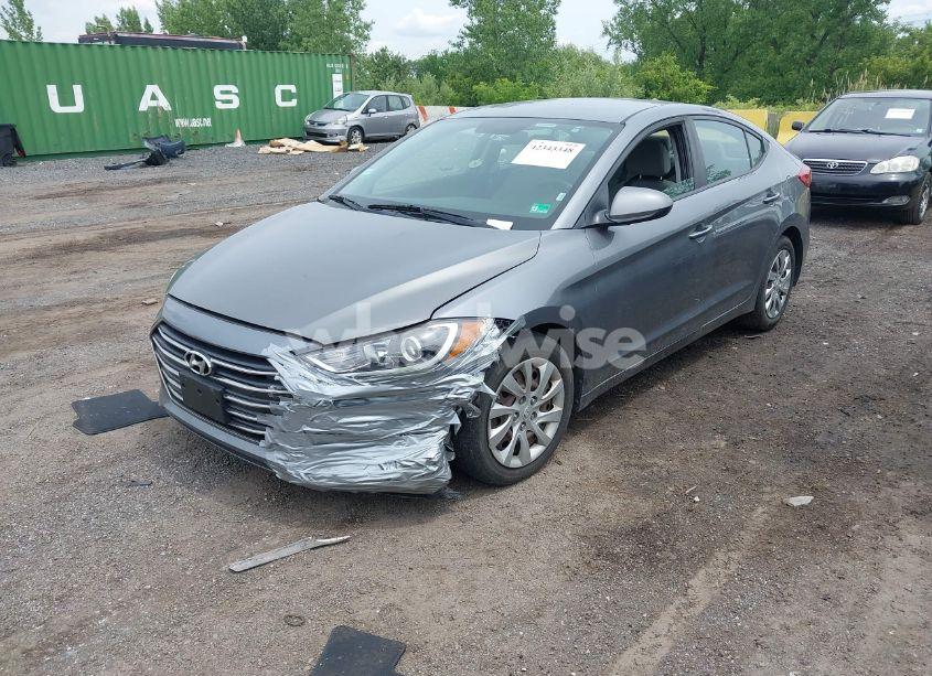 Photo 2 of 2018 Hyundai Elantra SEL (VIN 5NPD84LFXJH295002)
