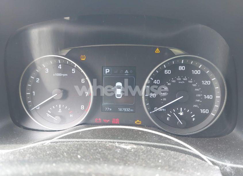 Photo 7 of 2018 Hyundai Elantra SEL (VIN 5NPD84LFXJH295002)