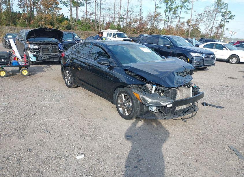 2018 Hyundai Elantra VALUE EDITION (VIN 5NPD84LFXJH296652) main photo