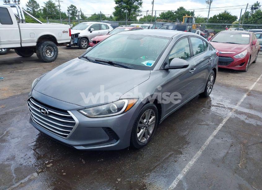 Photo 2 of 2018 Hyundai Elantra SEL (VIN 5NPD84LFXJH313126)