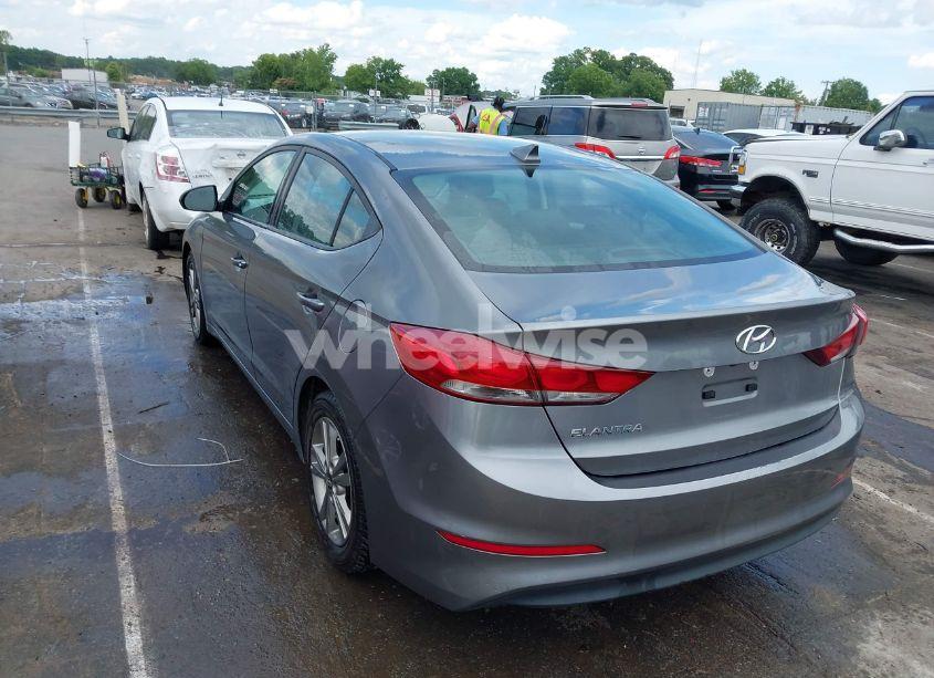 Photo 3 of 2018 Hyundai Elantra SEL (VIN 5NPD84LFXJH313126)