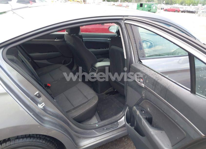 Photo 8 of 2018 Hyundai Elantra SEL (VIN 5NPD84LFXJH313126)