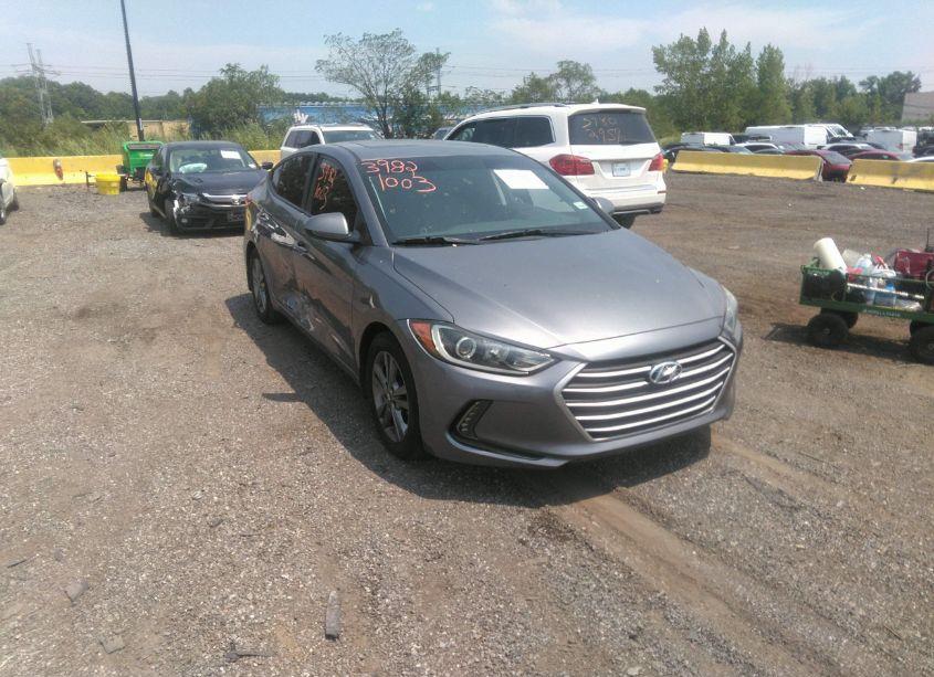 2018 Hyundai Elantra VALUE EDITION (VIN 5NPD84LFXJH318861) main photo