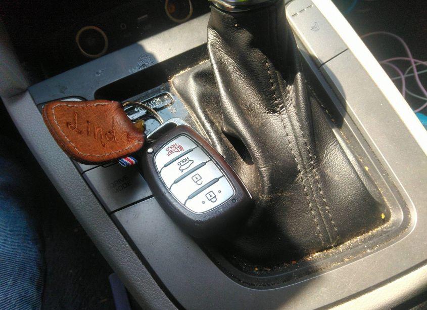 Photo 11 of 2018 Hyundai Elantra VALUE EDITION (VIN 5NPD84LFXJH318861)