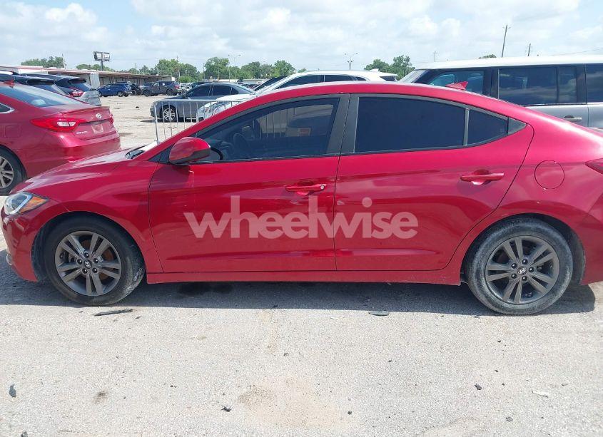 Photo 13 of 2018 Hyundai Elantra SEL (VIN 5NPD84LFXJH337927)