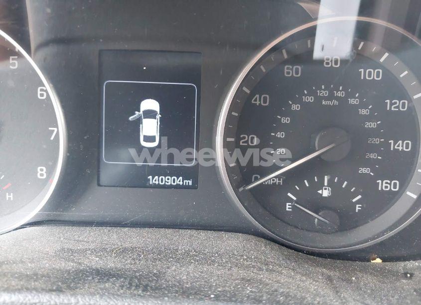 Photo 14 of 2018 Hyundai Elantra SEL (VIN 5NPD84LFXJH337927)