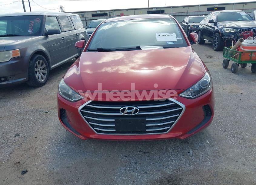 Photo 6 of 2018 Hyundai Elantra SEL (VIN 5NPD84LFXJH337927)