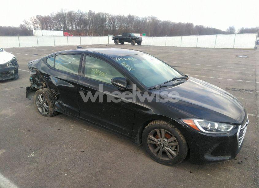 2018 Hyundai Elantra SEL (VIN 5NPD84LFXJH341153) main photo