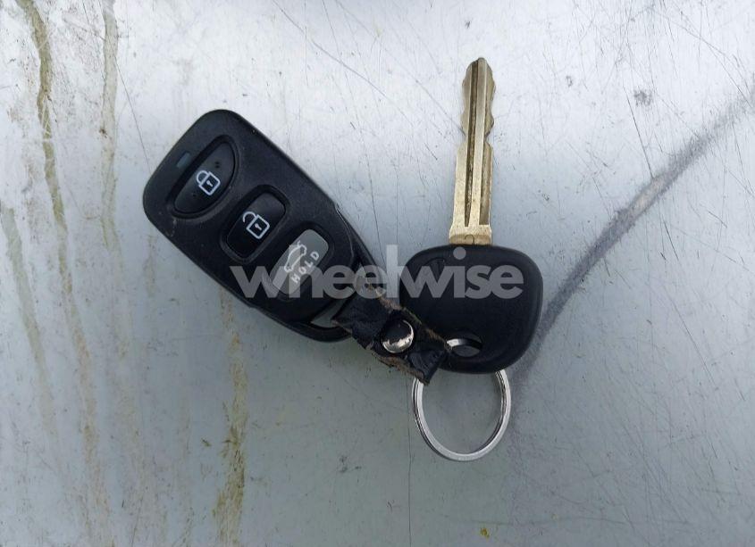 Photo 11 of 2018 Hyundai Elantra SEL (VIN 5NPD84LFXJH341153)