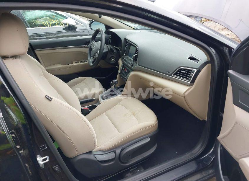 Photo 5 of 2018 Hyundai Elantra SEL (VIN 5NPD84LFXJH341153)