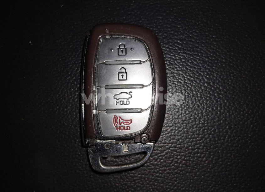 Photo 11 of 2018 Hyundai Elantra LIMITED (VIN 5NPD84LFXJH349401)