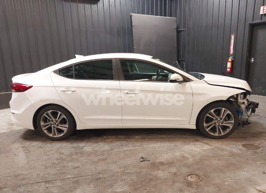 Photo 14 of 2018 Hyundai Elantra LIMITED (VIN 5NPD84LFXJH349401)