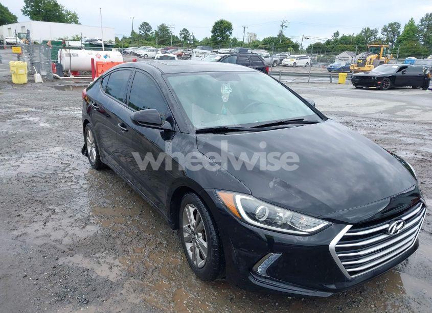 2018 Hyundai Elantra VALUE EDITION (VIN 5NPD84LFXJH360527) main photo