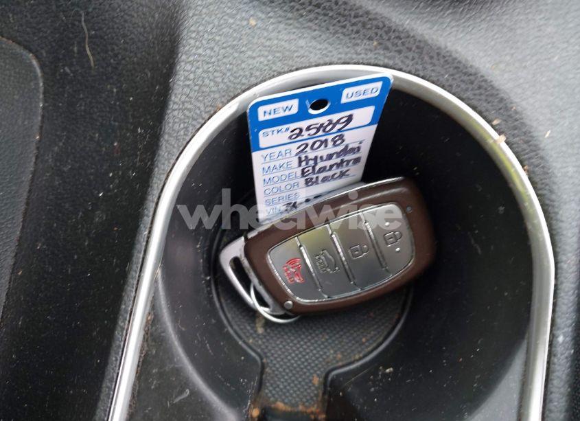 Photo 11 of 2018 Hyundai Elantra VALUE EDITION (VIN 5NPD84LFXJH360527)