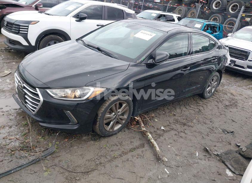 Photo 2 of 2018 Hyundai Elantra VALUE EDITION (VIN 5NPD84LFXJH376162)